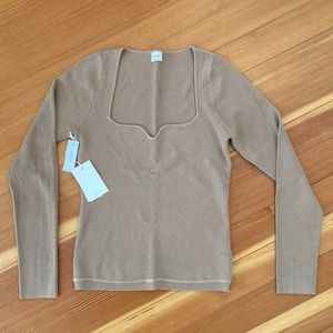 Brand new sold out Aritzia Wilfred sweater